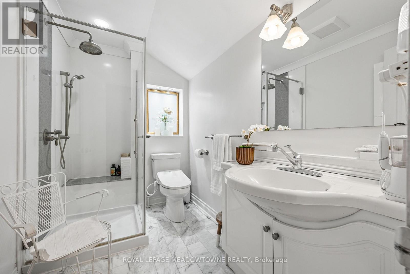 152 Confederation Street, Halton Hills, Ontario  L7G 4S8 - Photo 38 - W12929066