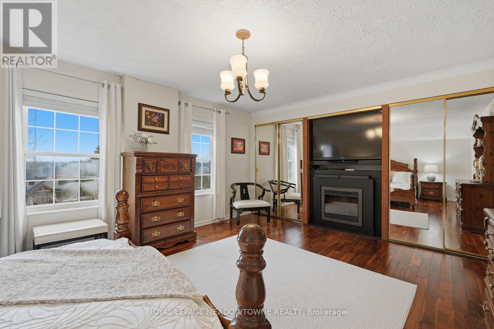 152 Confederation Street, Halton Hills, Ontario  L7G 4S8 - Photo 36 - W12929066