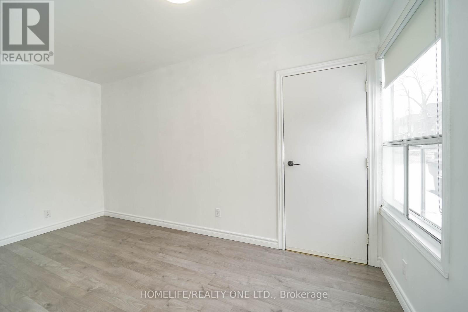 104 Benson Avenue, Toronto, Ontario  M6G 2J1 - Photo 17 - C12930288