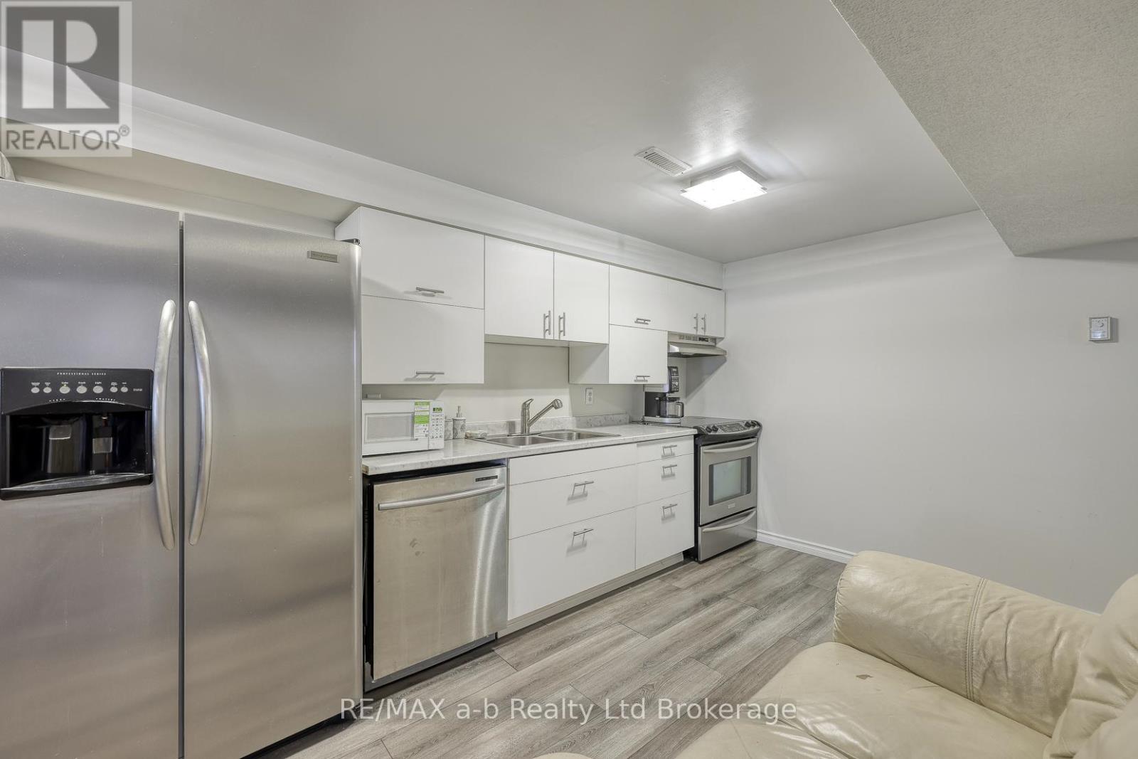 94 D'aubigny Road, Brantford, Ontario  N3T 6J4 - Photo 28 - X12825728