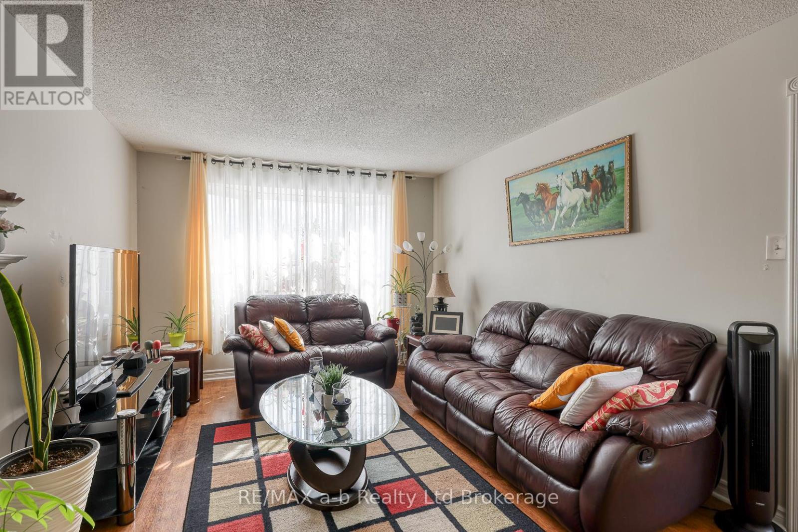 94 D'aubigny Road, Brantford, Ontario  N3T 6J4 - Photo 6 - X12825728