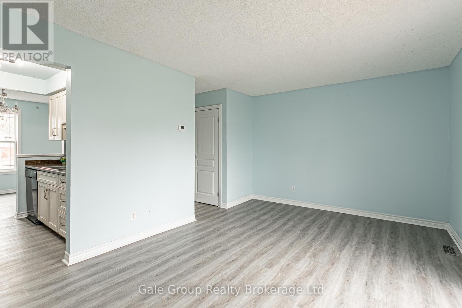 7 - 39 Blandford Street, Woodstock, Ontario N4S 7H7 - Photo 11 - X12928530