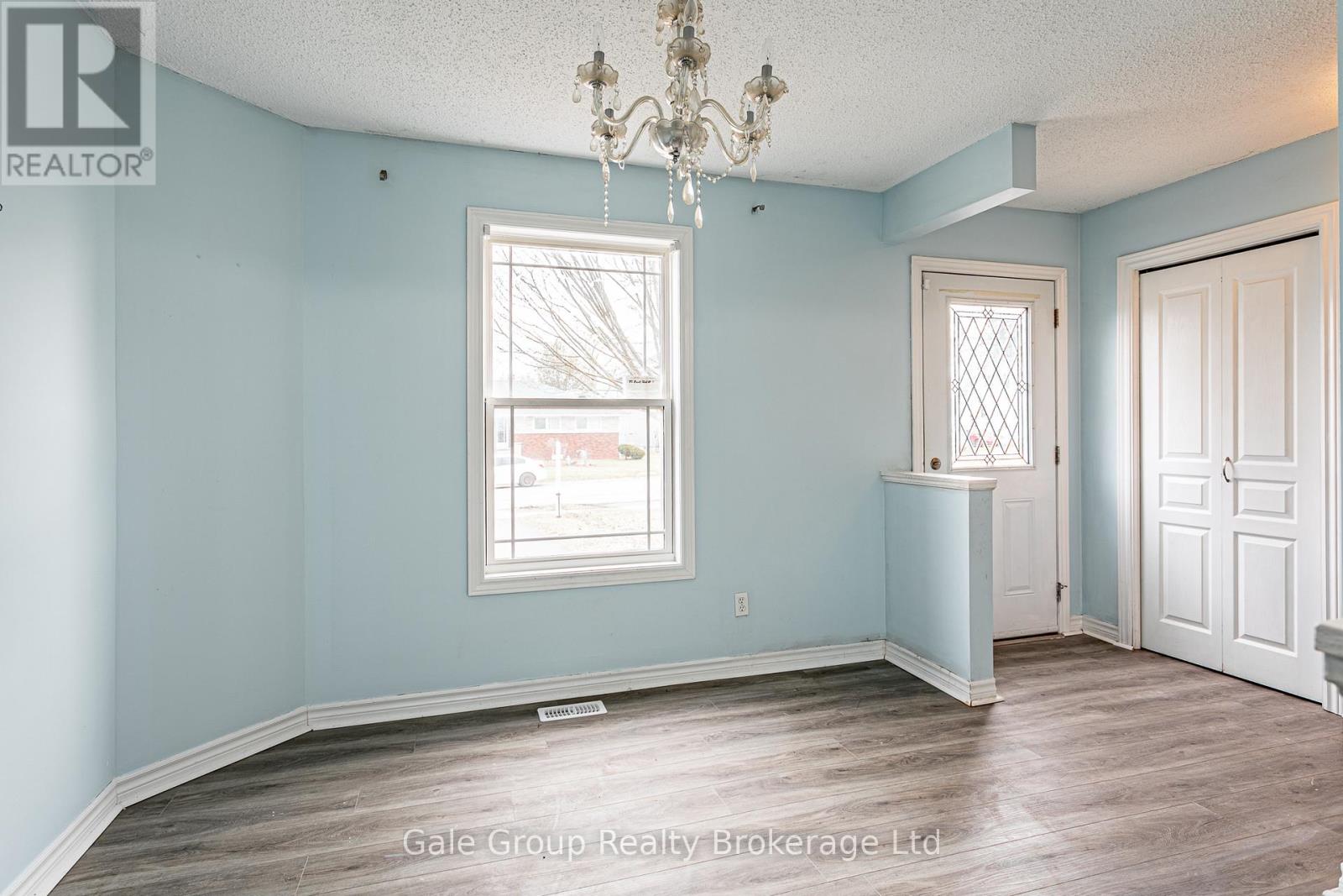 7 - 39 Blandford Street, Woodstock, Ontario N4S 7H7 - Photo 7 - X12928530