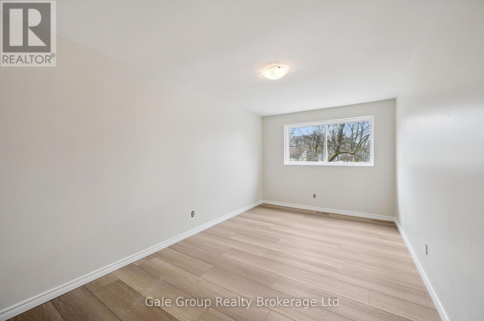 165 Brookside Crescent, Kitchener, Ontario  N2N 1G9 - Photo 10 - X12928680