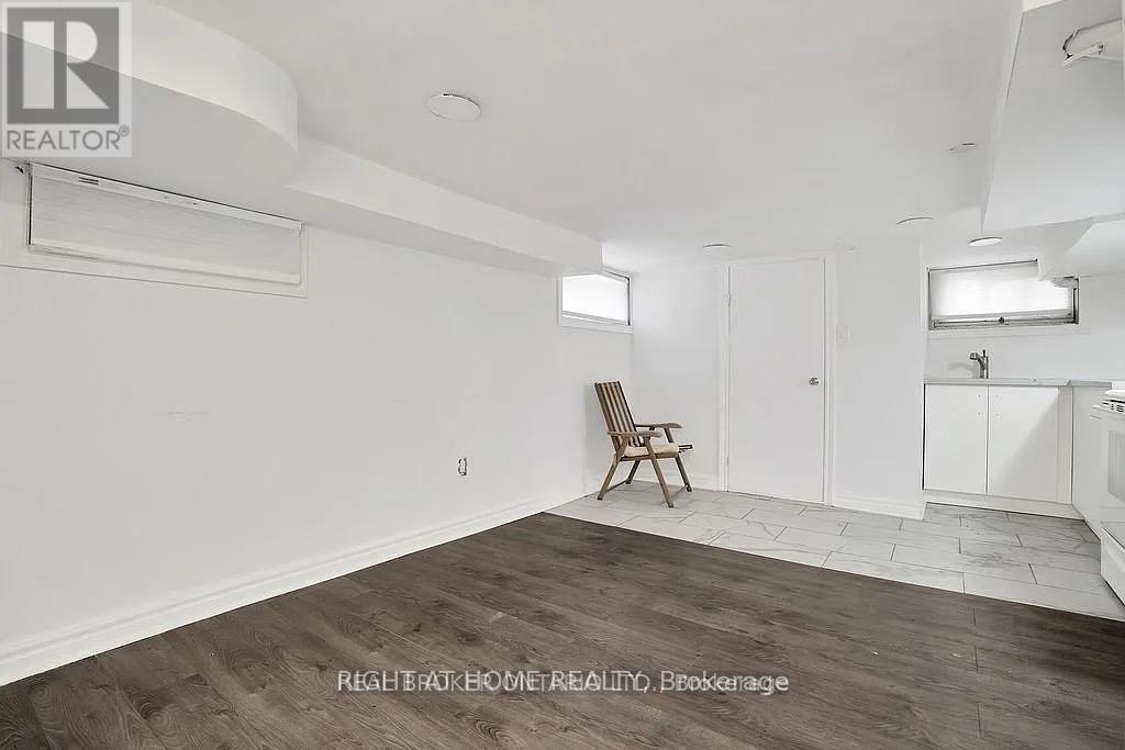 Bsmt - 210 Mary Street N, Oshawa, Ontario  L1G 5C4 - Photo 6 - E12930244