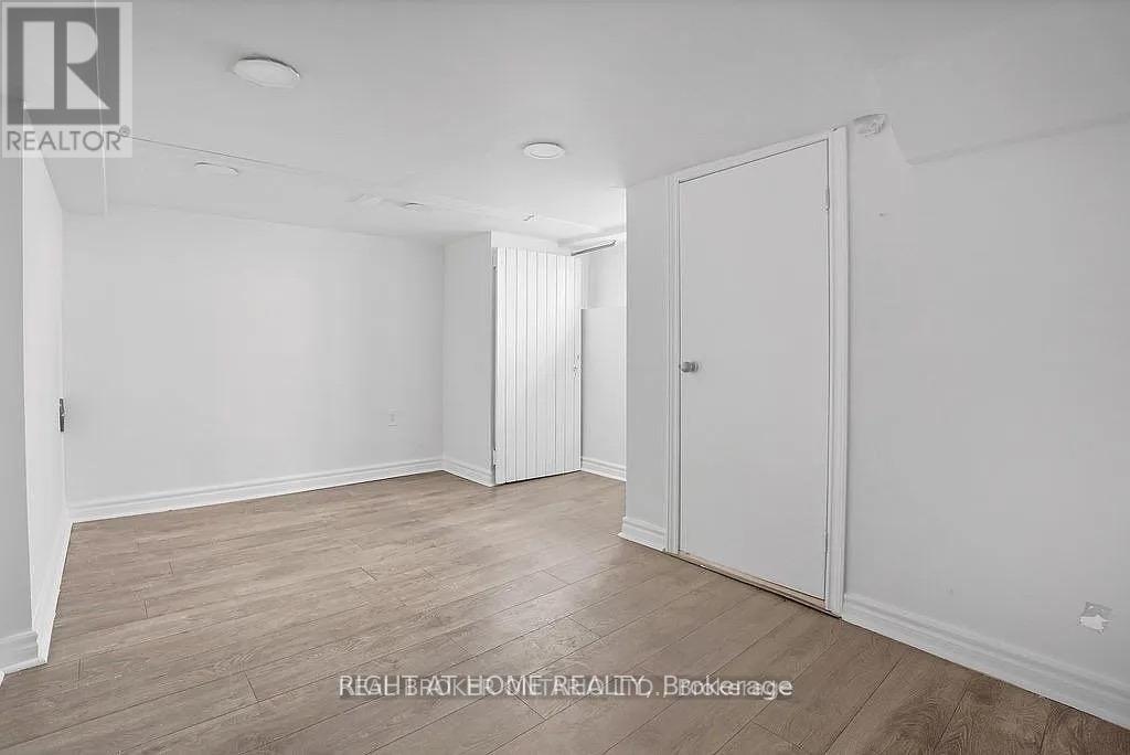 Bsmt - 210 Mary Street N, Oshawa, Ontario  L1G 5C4 - Photo 8 - E12930244