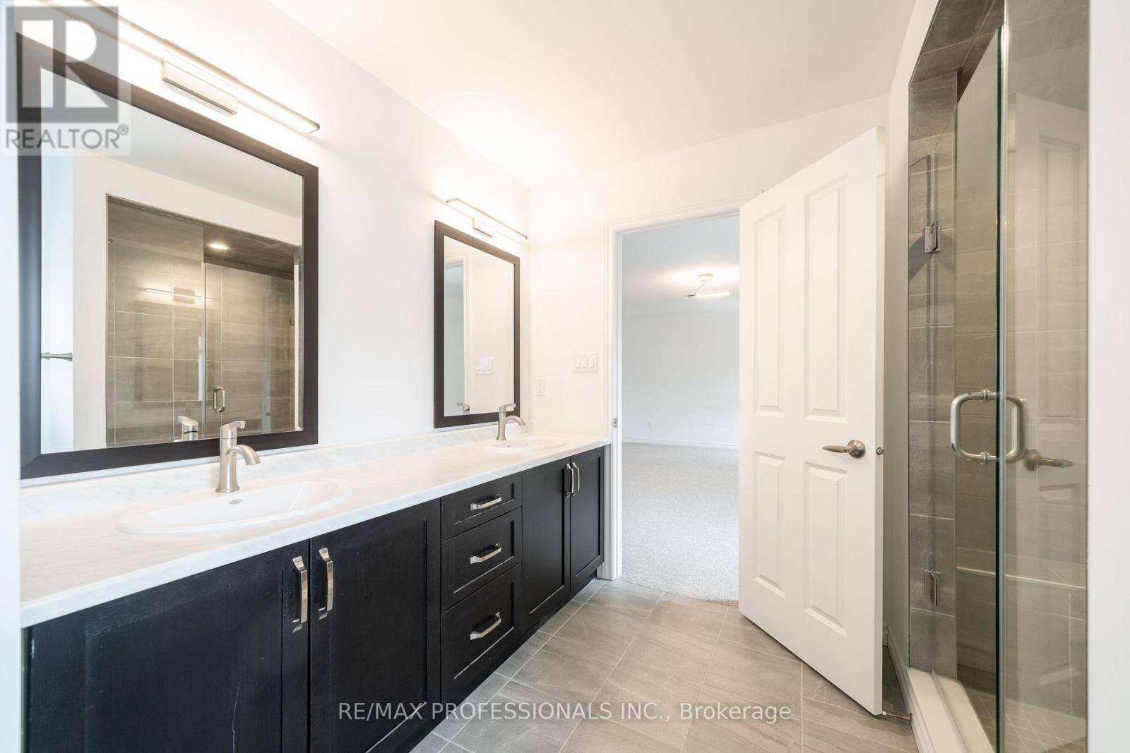 22 Thomas Bird Street, Clarington, Ontario  L1C 7C9 - Photo 29 - E12930270