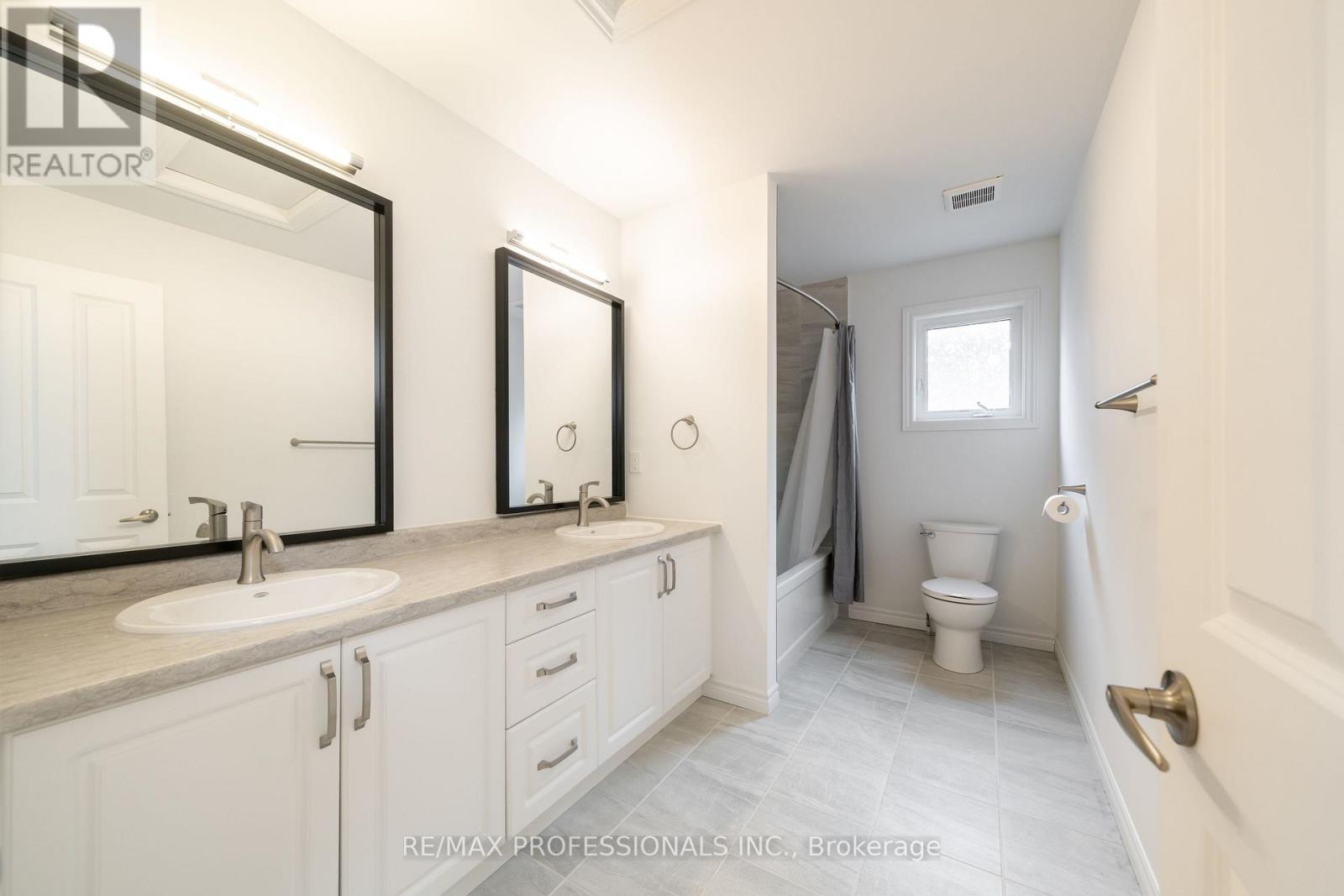 22 Thomas Bird Street, Clarington, Ontario  L1C 7C9 - Photo 36 - E12930270