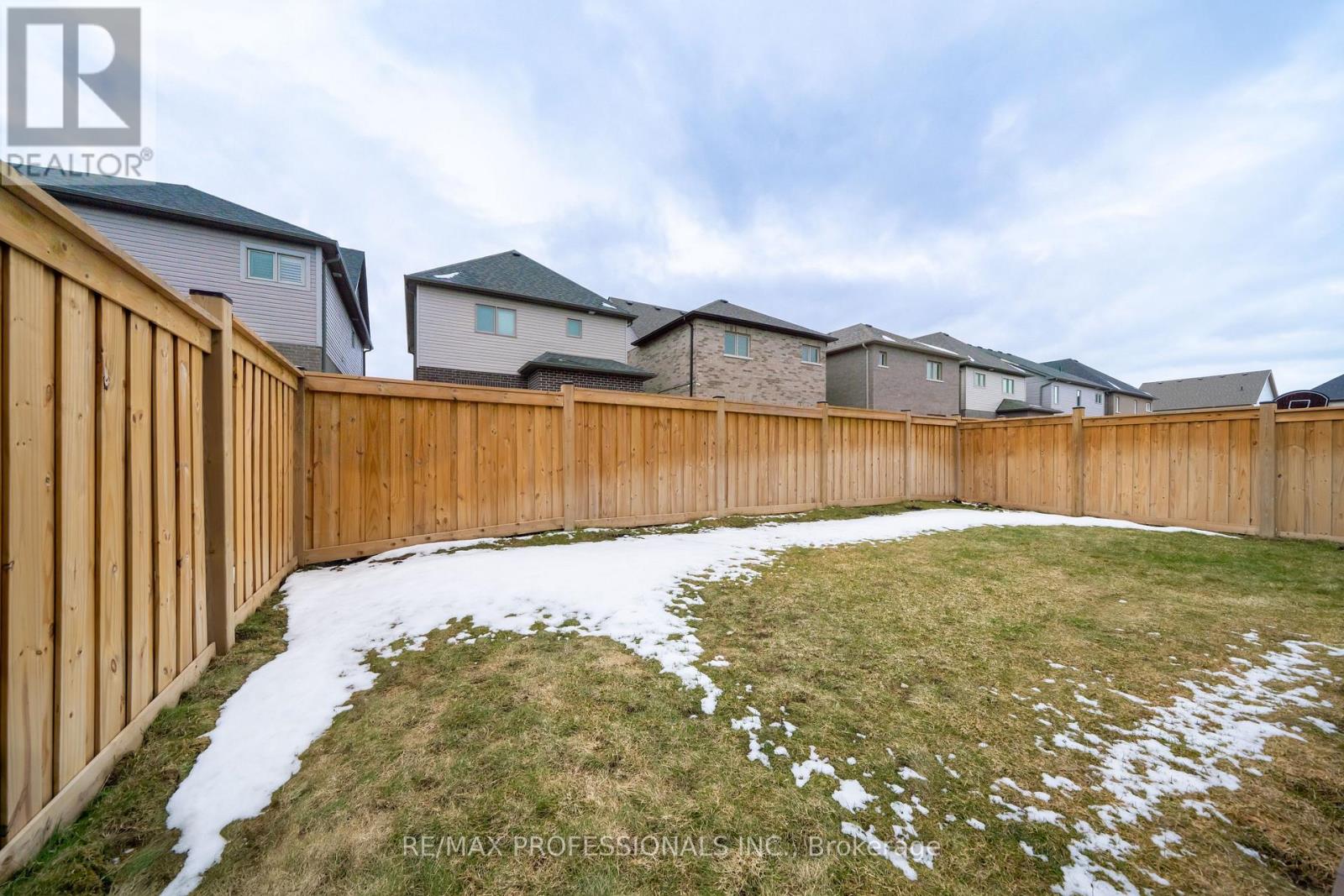 22 Thomas Bird Street, Clarington, Ontario  L1C 7C9 - Photo 44 - E12930270