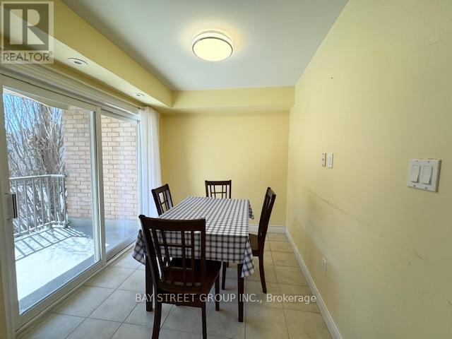 156 Legends Way, Markham, Ontario  L3R 6A6 - Photo 4 - N12930272