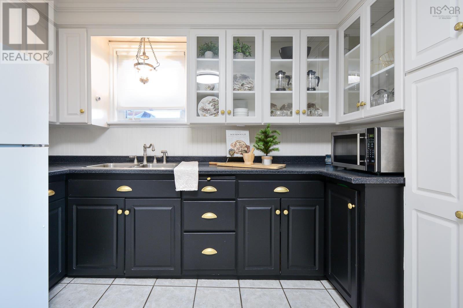 100 Borden Street, Glace Bay, Nova Scotia  B1A 1Y7 - Photo 17 - 202605705