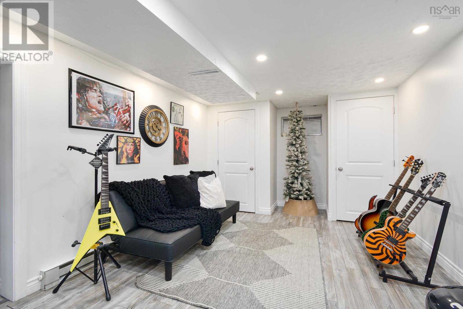 100 Borden Street, Glace Bay, Nova Scotia  B1A 1Y7 - Photo 32 - 202605705