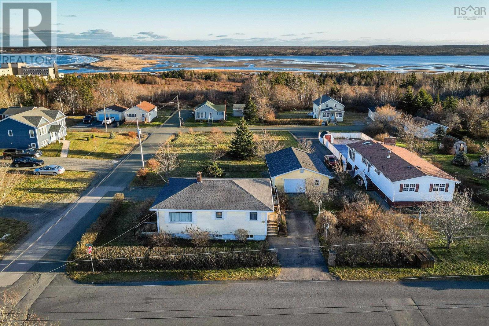 100 Borden Street, Glace Bay, Nova Scotia  B1A 1Y7 - Photo 42 - 202605705