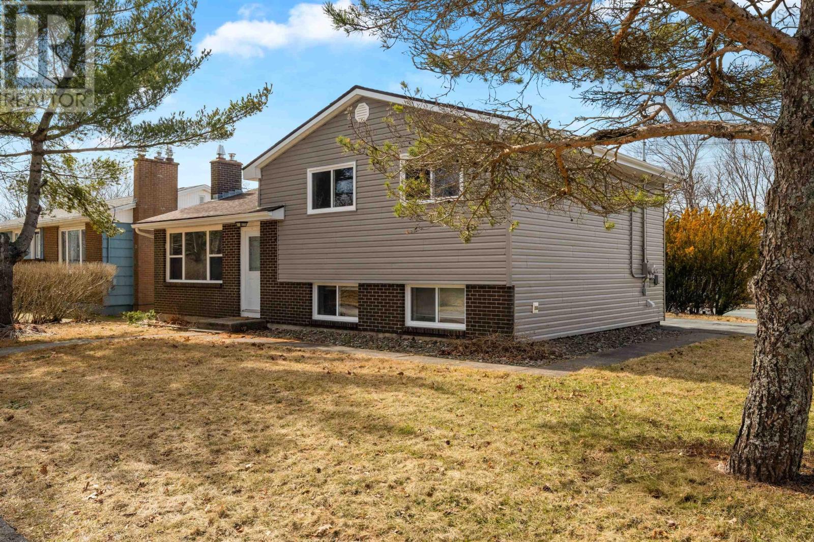 2 Delmac Court, Dartmouth, Nova Scotia  B2X 2T8 - Photo 3 - 202605034