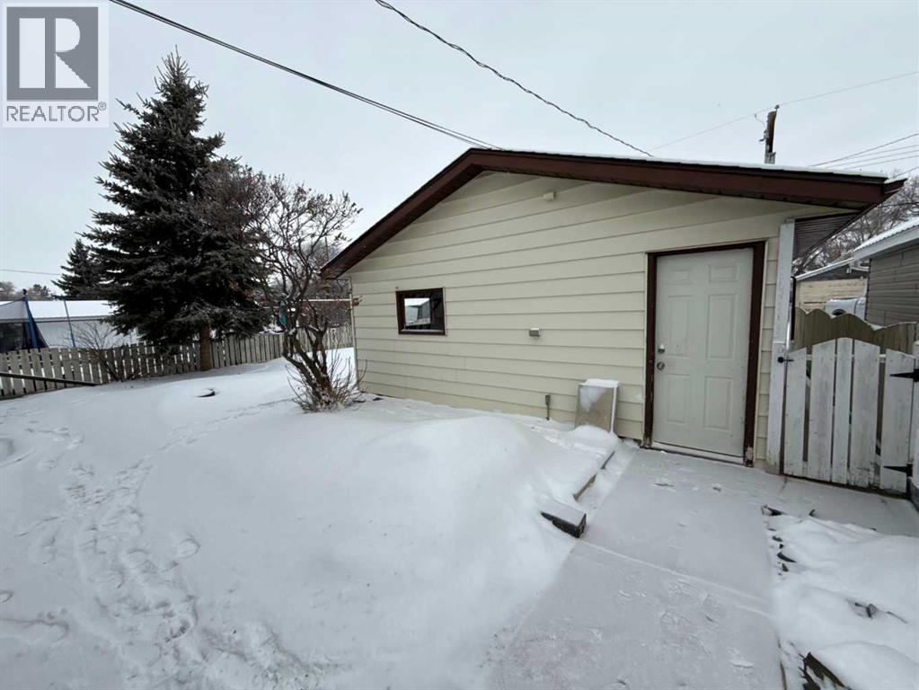 5112 55 Ave, Ponoka, Alberta  T4J 1G8 - Photo 20 - A2296483