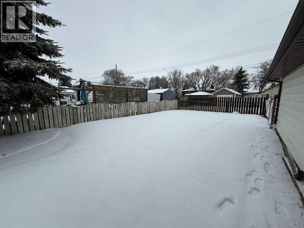 5112 55 Ave, Ponoka, Alberta  T4J 1G8 - Photo 22 - A2296483