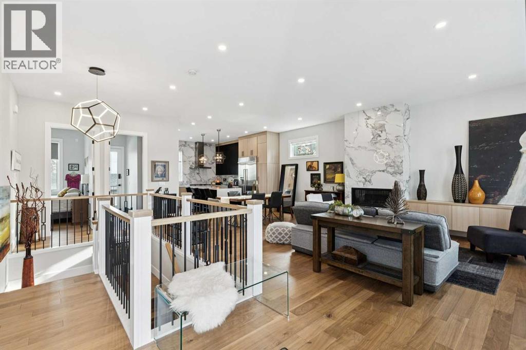 60 Havenhurst Crescent Sw, Calgary, Alberta  T2V 3C5 - Photo 4 - A2284171