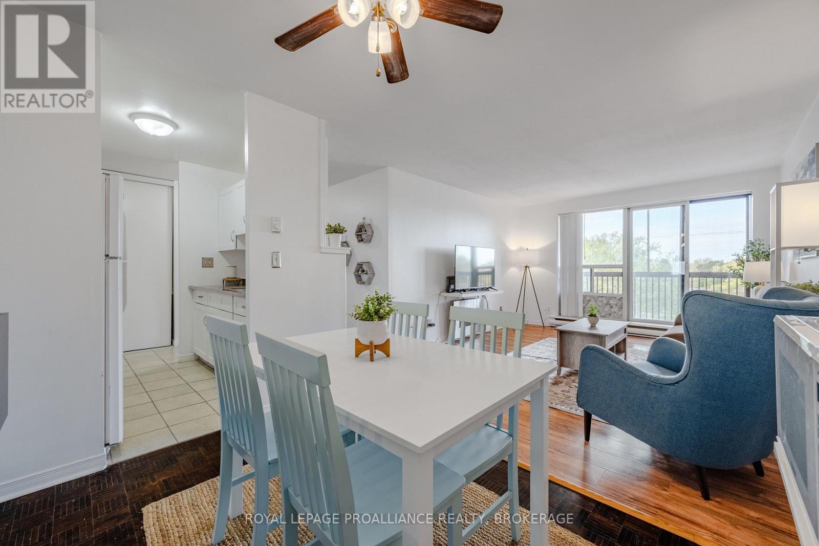 510 - 17 Eldon Hall Place, Kingston, Ontario  K7M 7H5 - Photo 14 - X12930350