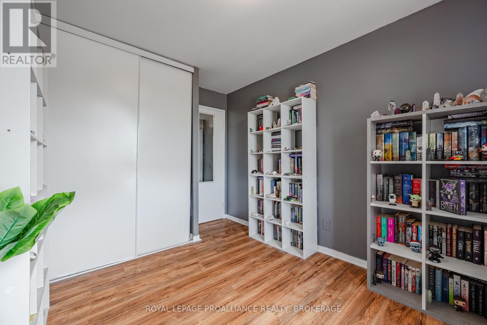 510 - 17 Eldon Hall Place, Kingston, Ontario  K7M 7H5 - Photo 17 - X12930350