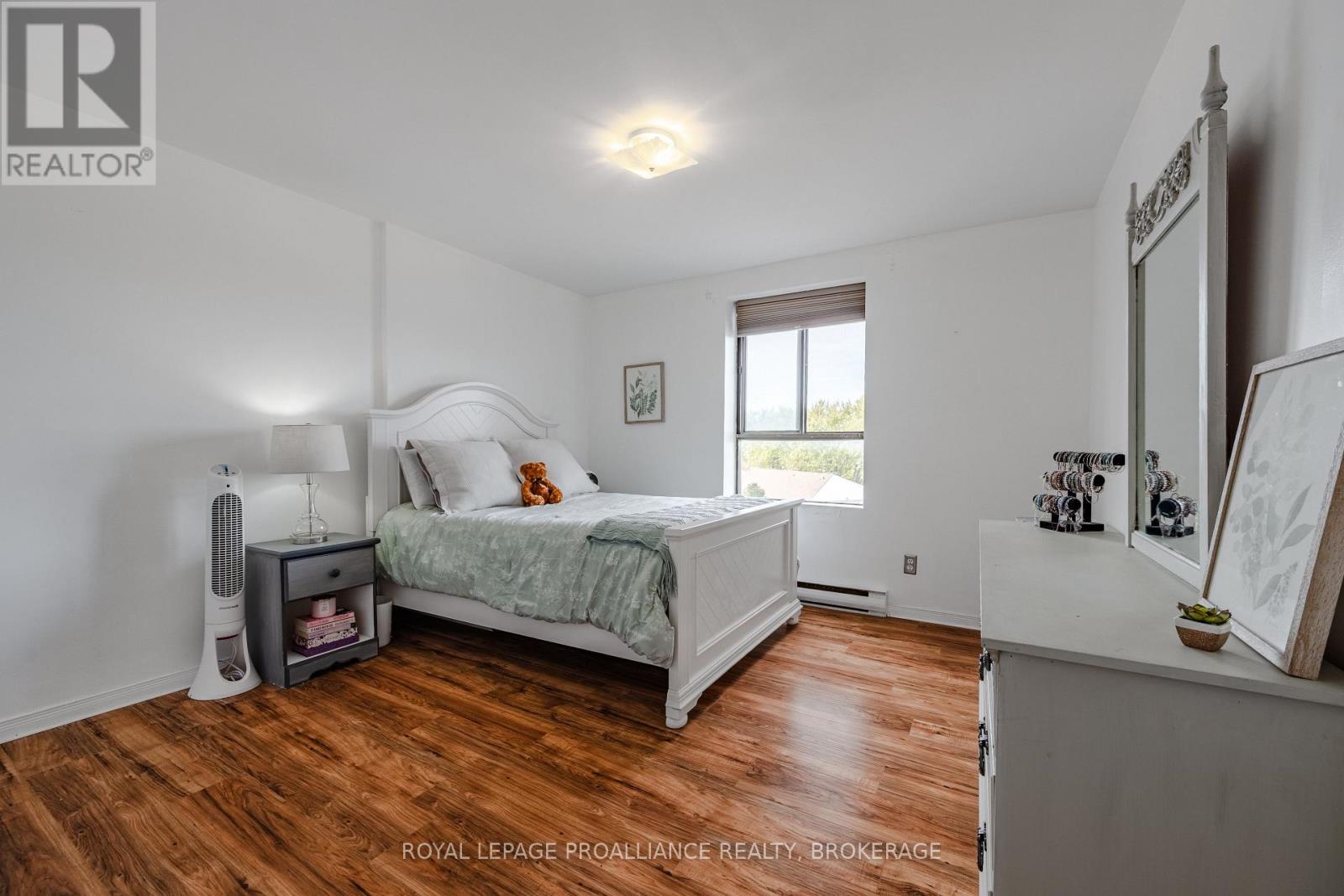 510 - 17 Eldon Hall Place, Kingston, Ontario  K7M 7H5 - Photo 18 - X12930350