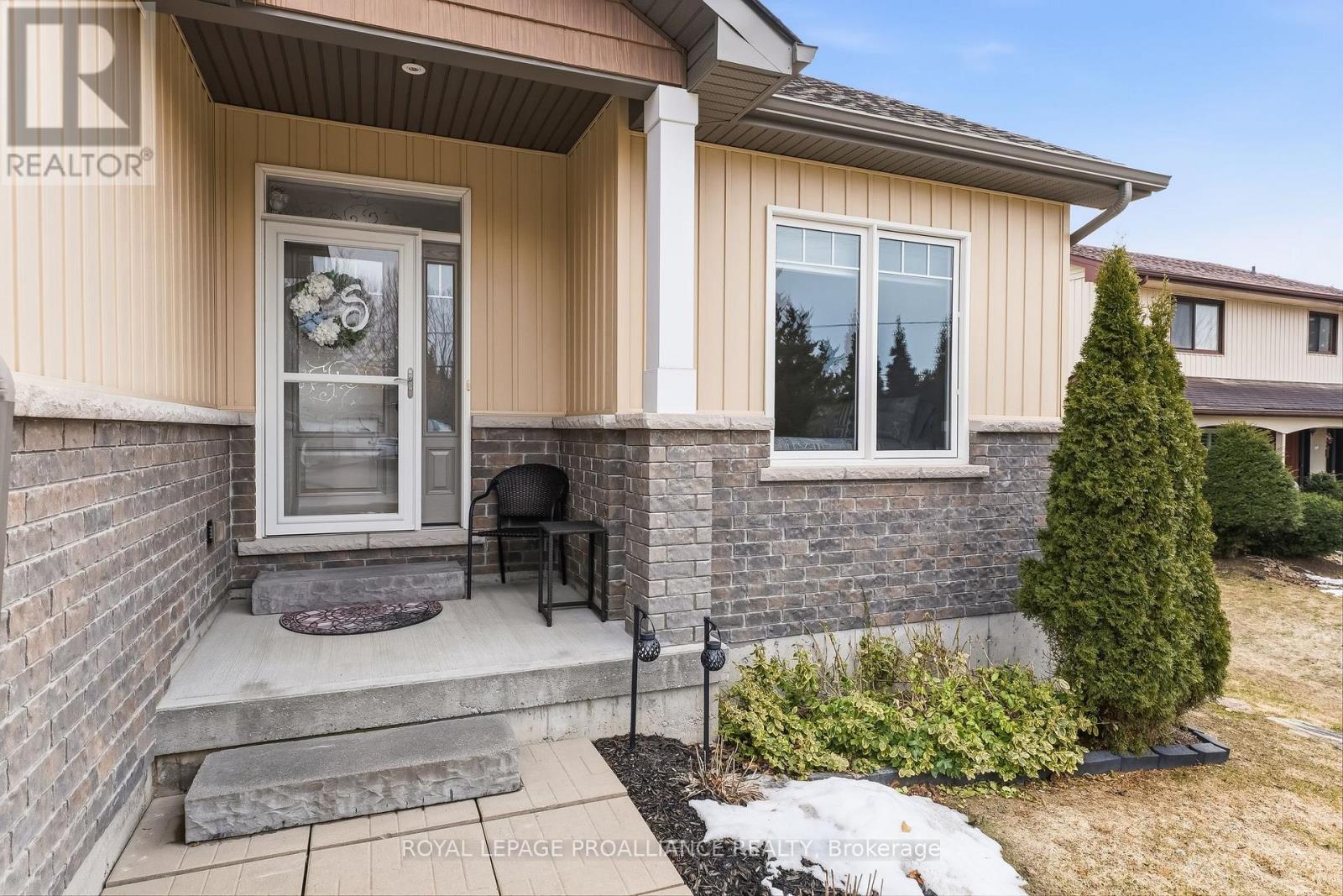 305 Raglan Street, Brighton, Ontario  K0K 1H0 - Photo 7 - X12930472