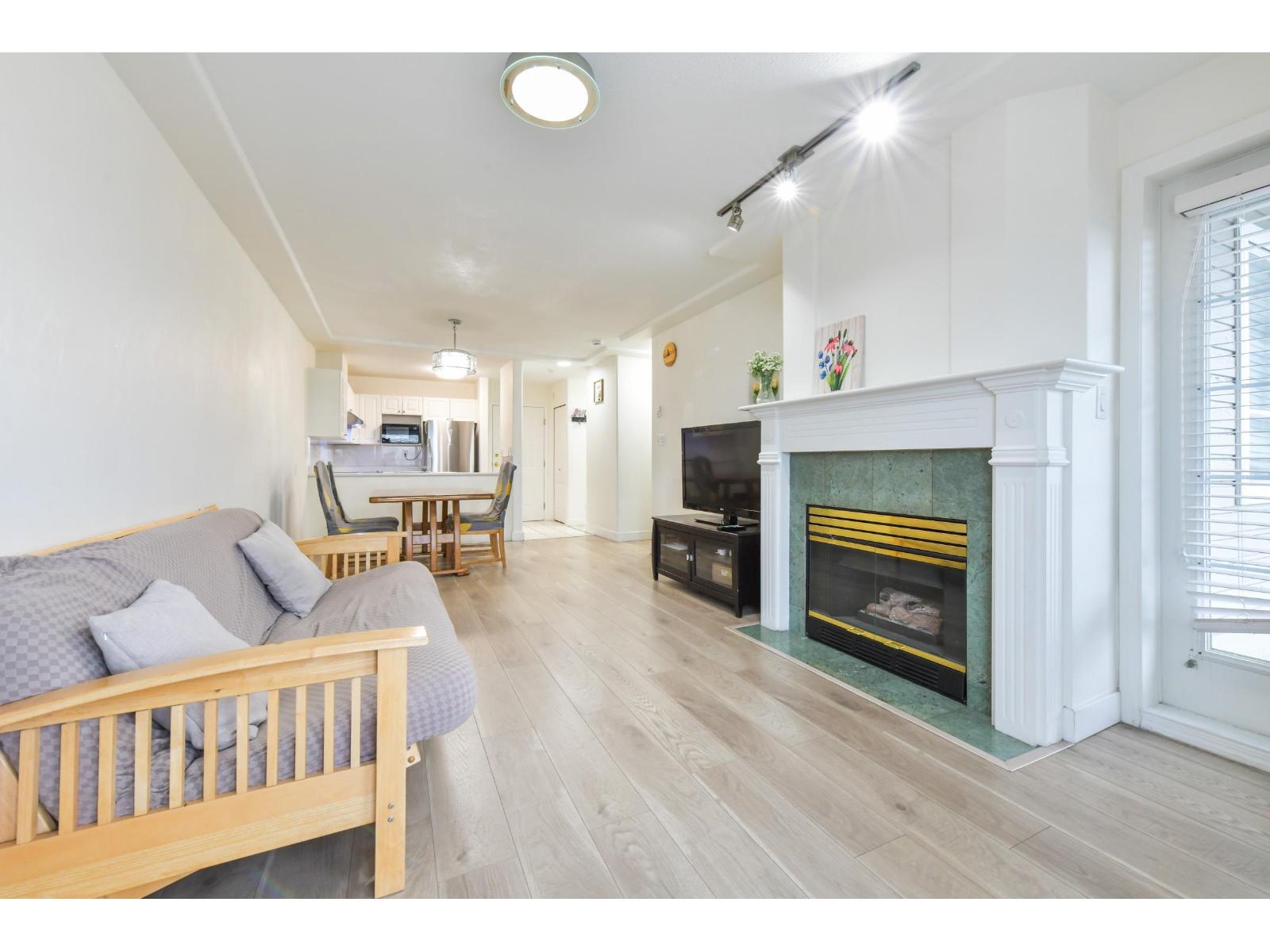 309 15150 108 Avenue, Surrey, British Columbia  V3R 0V1 - Photo 5 - R3104215