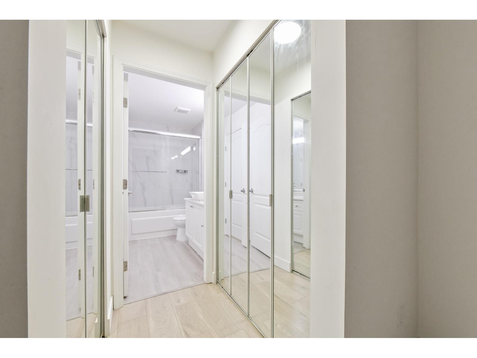 309 15150 108 Avenue, Surrey, British Columbia  V3R 0V1 - Photo 12 - R3104215