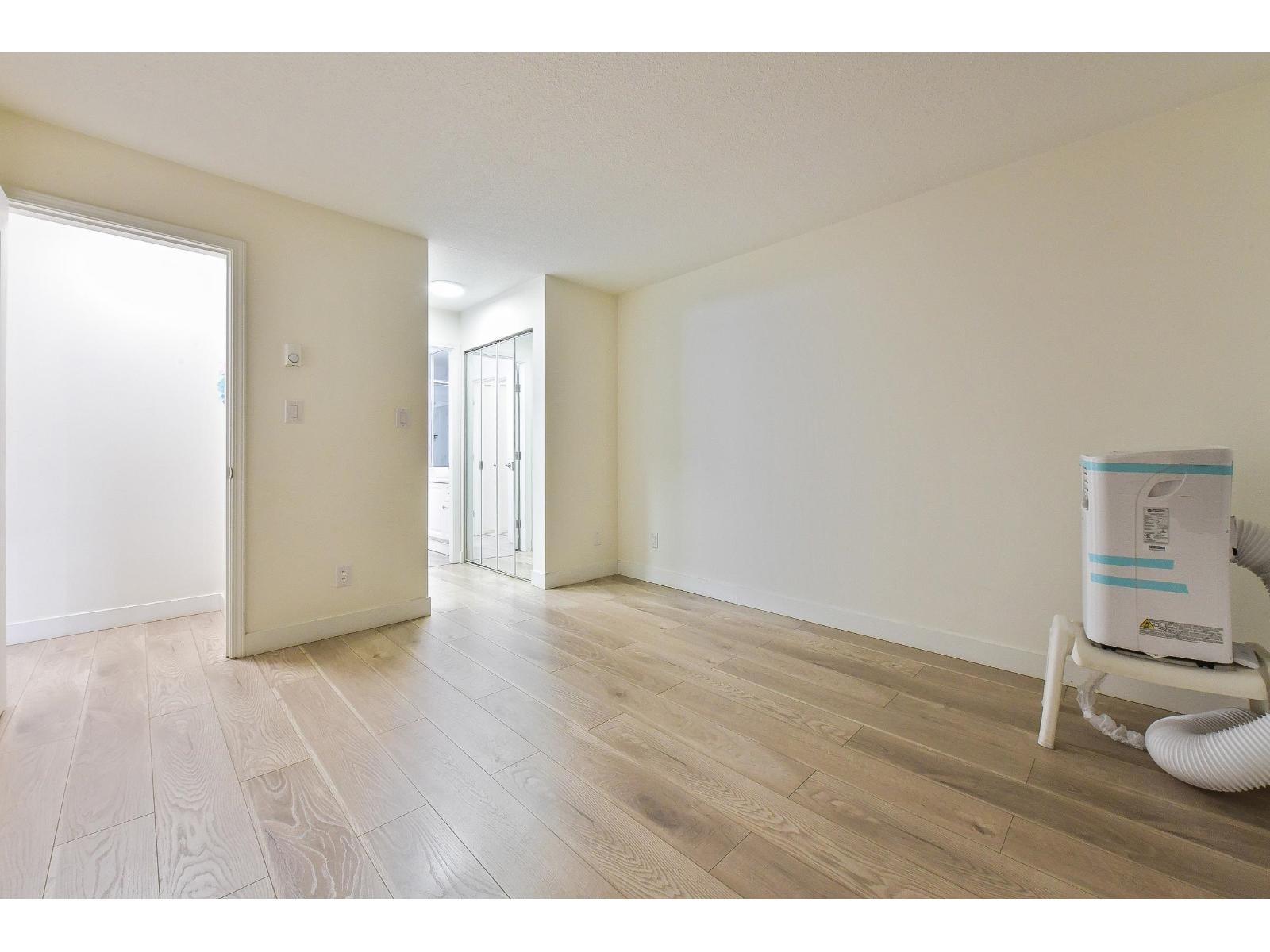 309 15150 108 Avenue, Surrey, British Columbia  V3R 0V1 - Photo 10 - R3104215