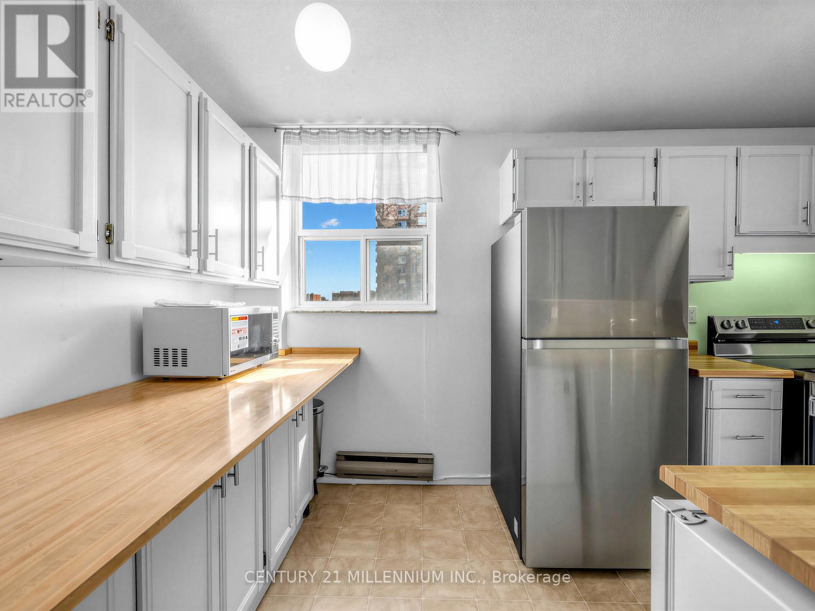 805 - 2130 Weston Road, Toronto, Ontario  M9N 3R9 - Photo 20 - W12930236