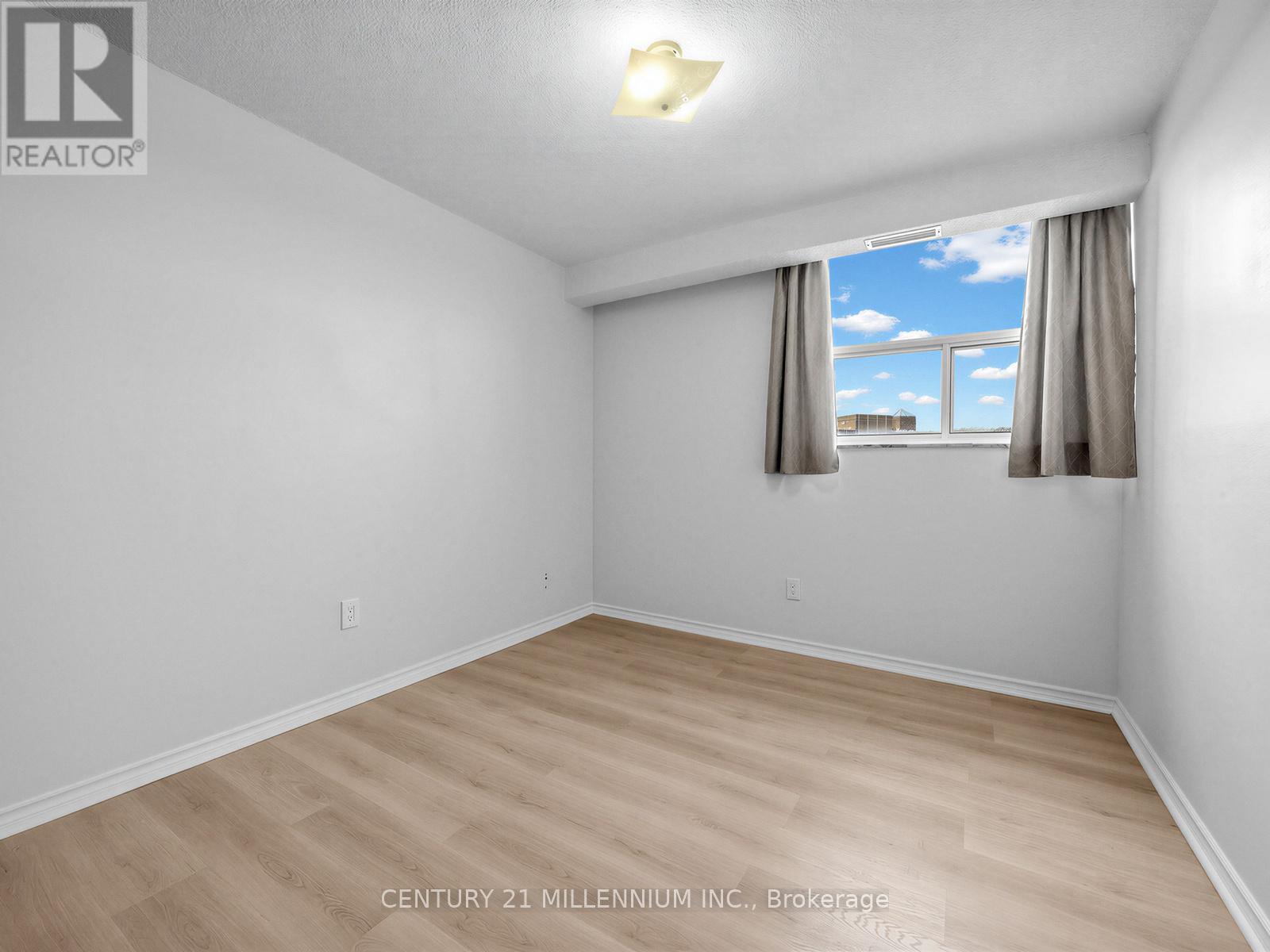 805 - 2130 Weston Road, Toronto, Ontario  M9N 3R9 - Photo 22 - W12930236