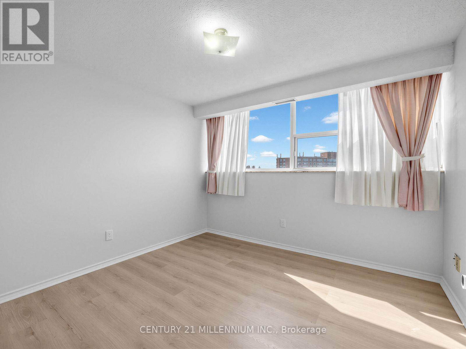805 - 2130 Weston Road, Toronto, Ontario  M9N 3R9 - Photo 24 - W12930236