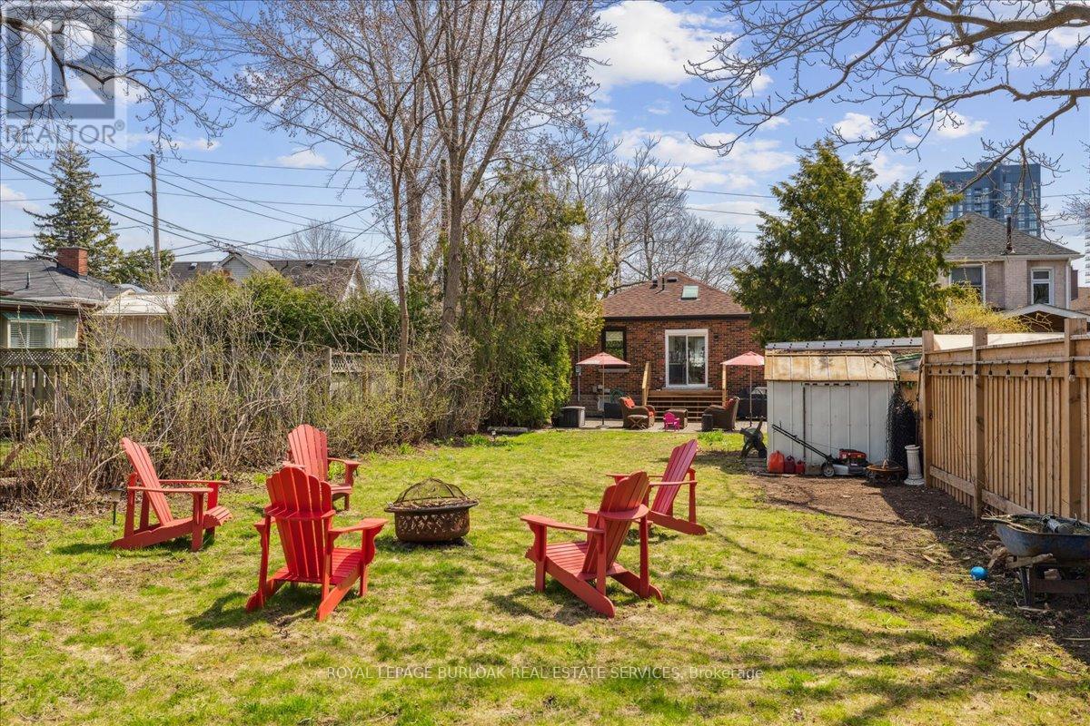 2113 New Street, Burlington, Ontario  L7R 1H7 - Photo 37 - W12930262