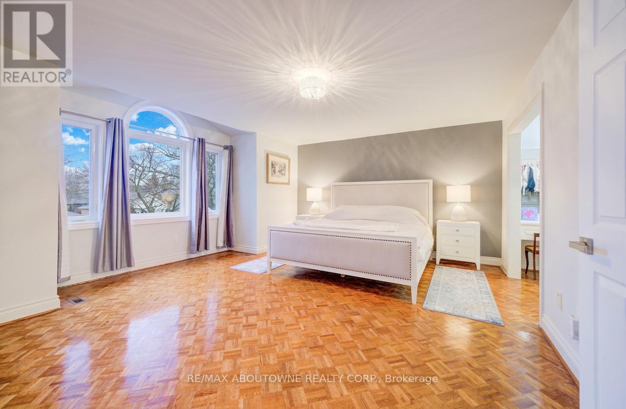 20 Martin Grove Road, Toronto, Ontario  M9B 4J9 - Photo 25 - W12930290