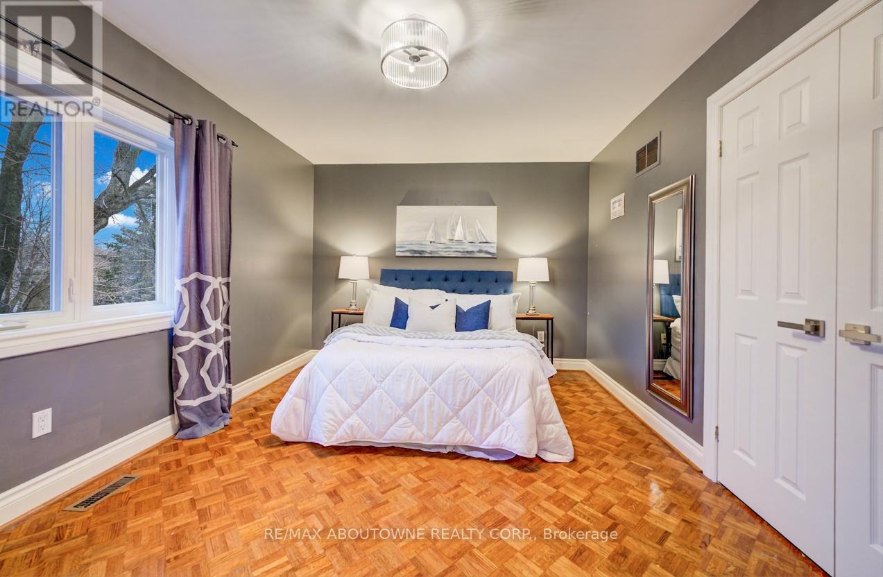 20 Martin Grove Road, Toronto, Ontario  M9B 4J9 - Photo 28 - W12930290