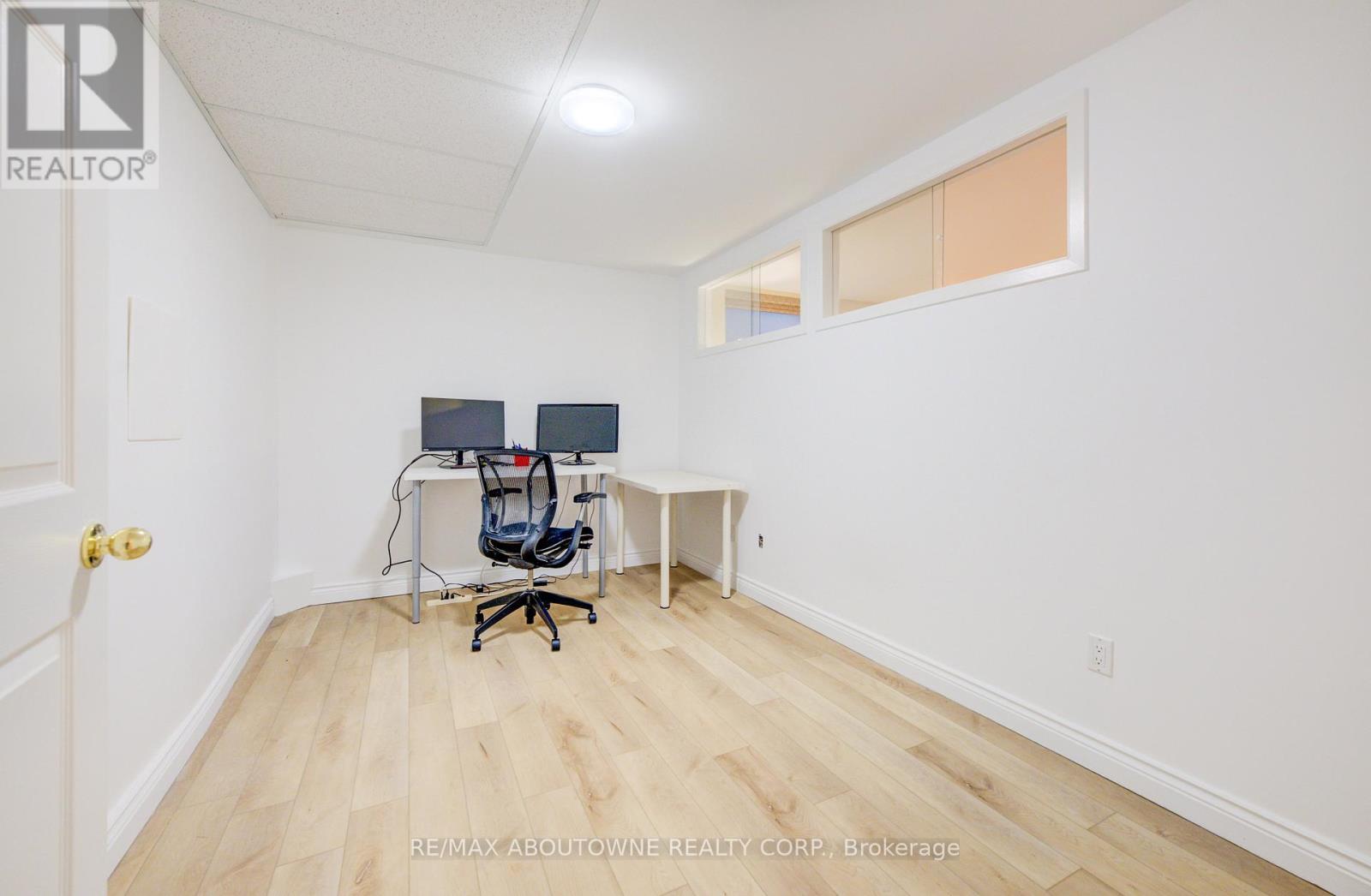 20 Martin Grove Road, Toronto, Ontario  M9B 4J9 - Photo 36 - W12930290