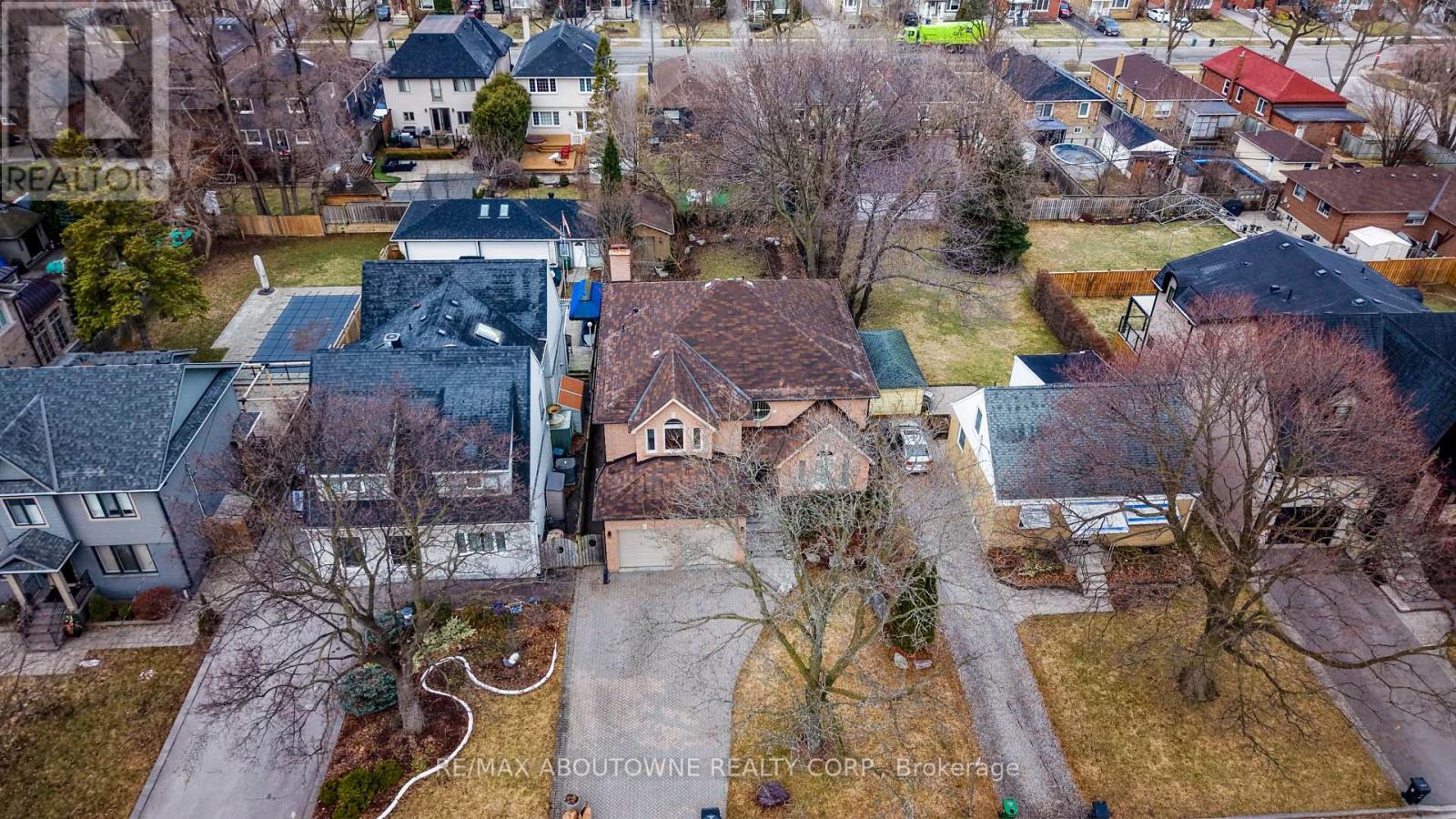 20 Martin Grove Road, Toronto, Ontario  M9B 4J9 - Photo 43 - W12930290