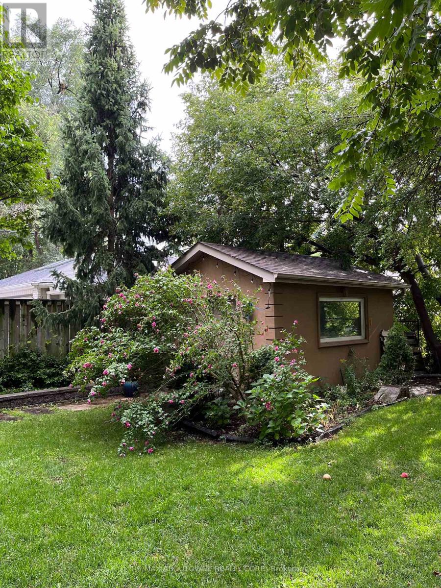 20 Martin Grove Road, Toronto, Ontario  M9B 4J9 - Photo 47 - W12930290