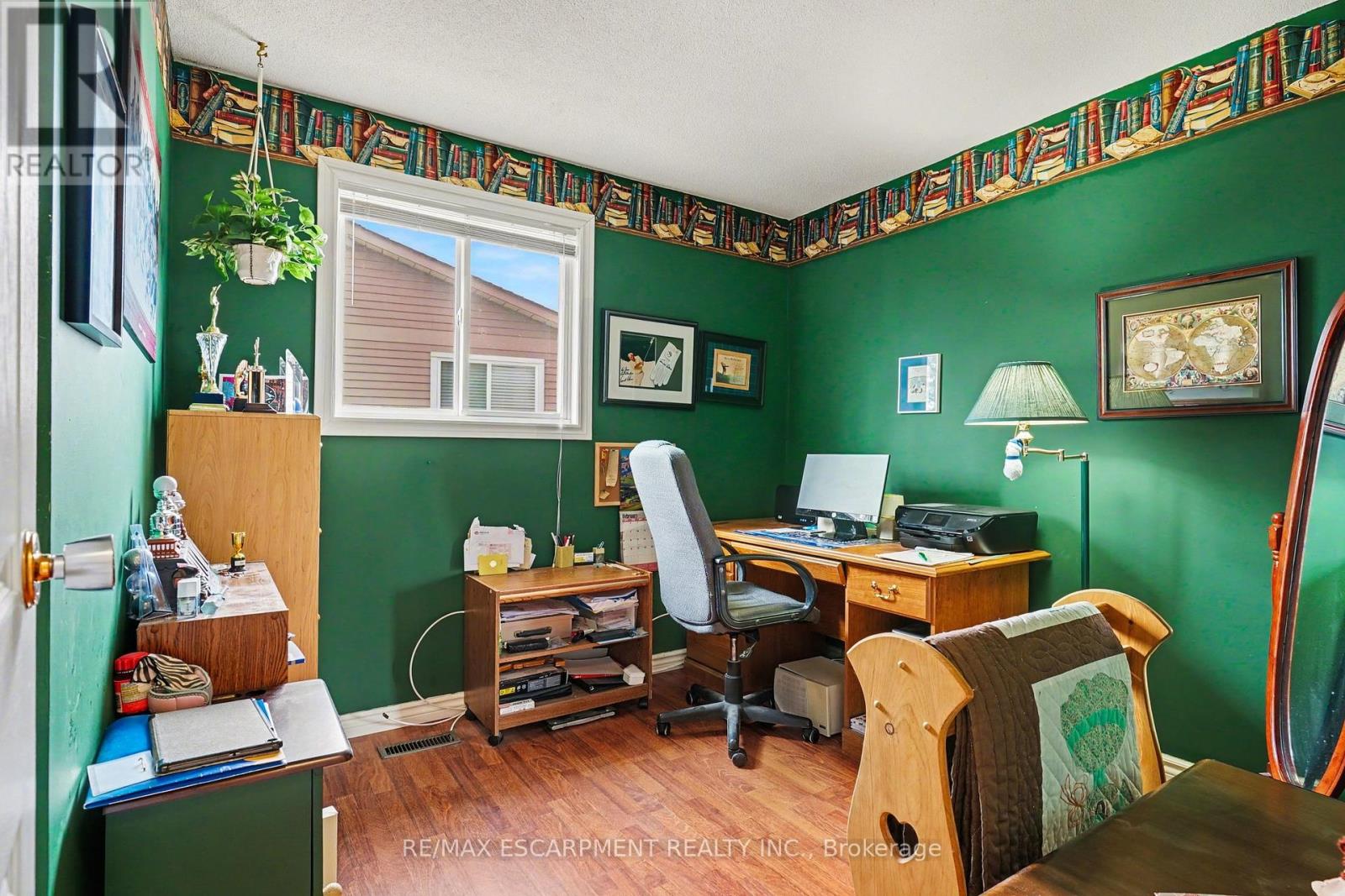 2381 Middlesmoor Crescent, Burlington, Ontario  L7P 3X4 - Photo 16 - W12930300