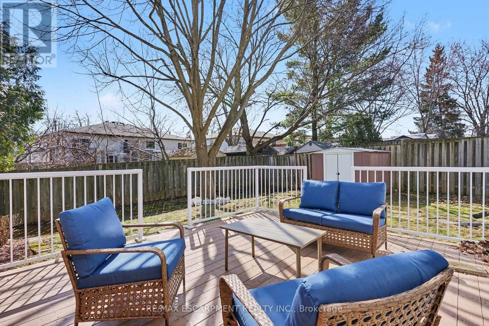 2381 Middlesmoor Crescent, Burlington, Ontario  L7P 3X4 - Photo 24 - W12930300