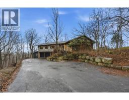 1987 SNAKE Road, burlington, Ontario