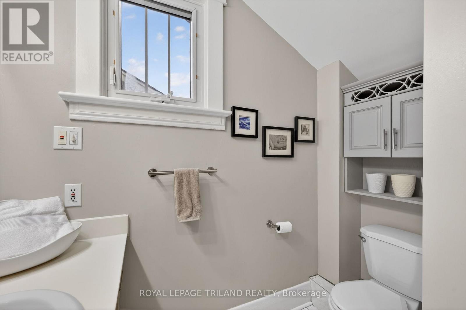 430 Mckenzie Avenue, London South, Ontario  N6C 1V4 - Photo 28 - X12930324