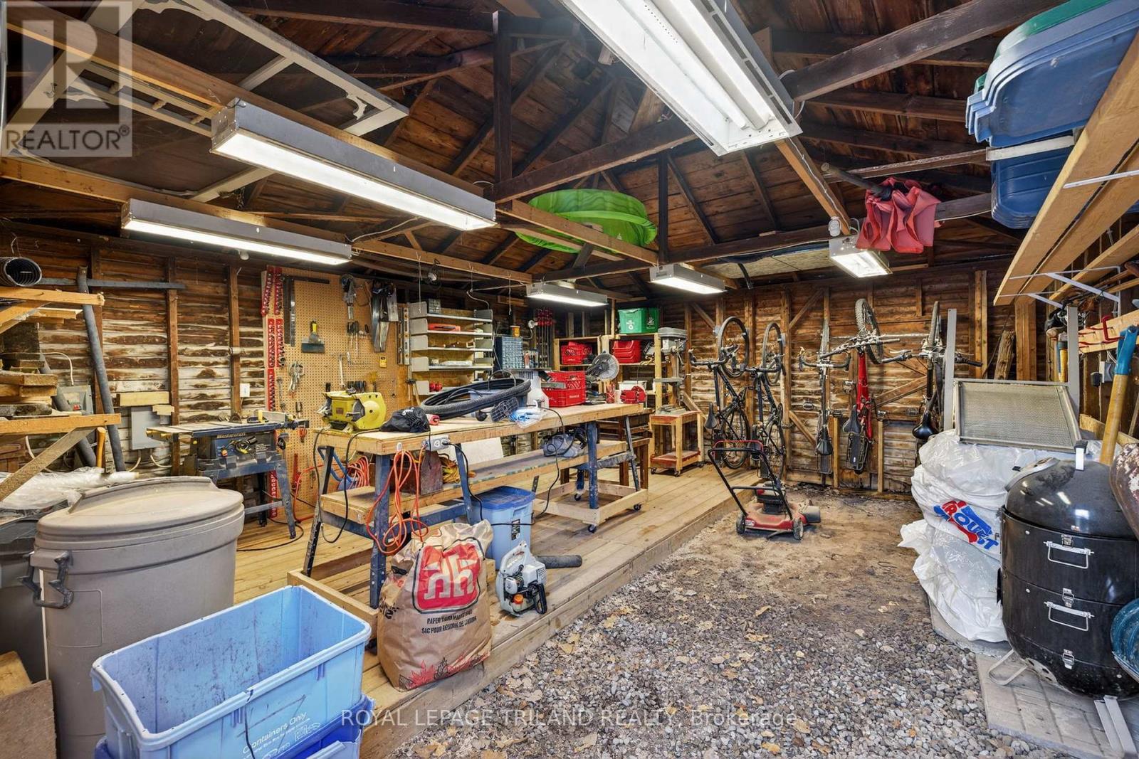 430 Mckenzie Avenue, London South, Ontario  N6C 1V4 - Photo 44 - X12930324