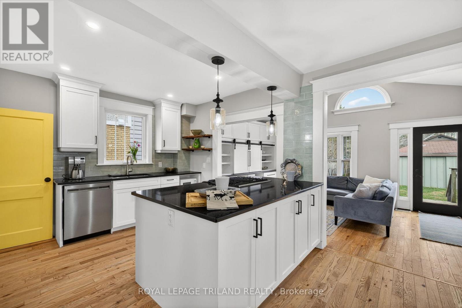 430 Mckenzie Avenue, London South, Ontario  N6C 1V4 - Photo 8 - X12930324