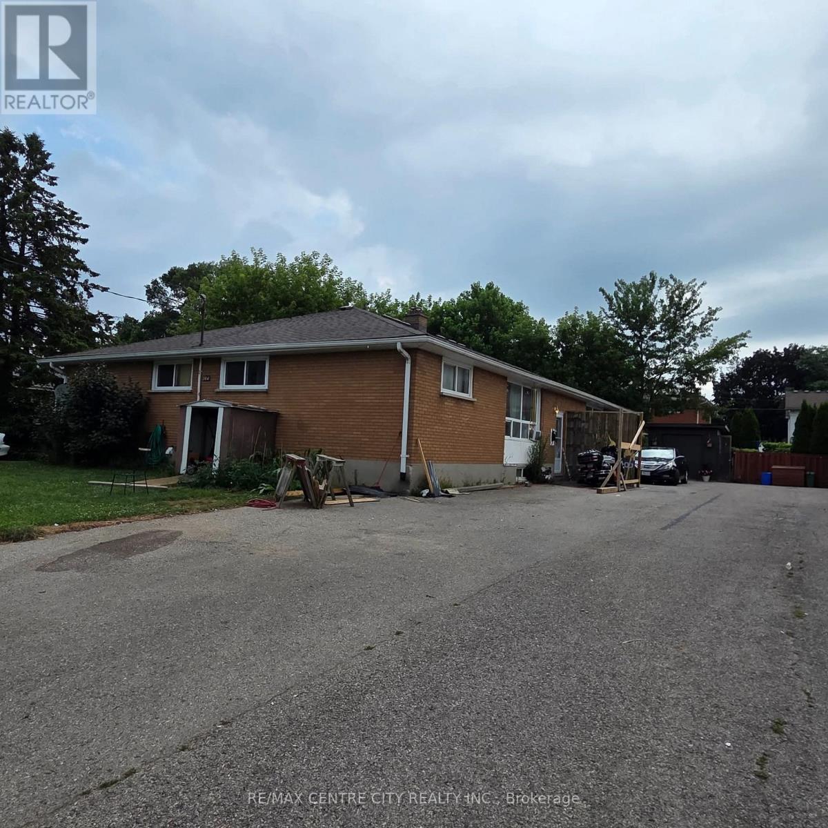 360 STRATTON DRIVE, London East, Ontario