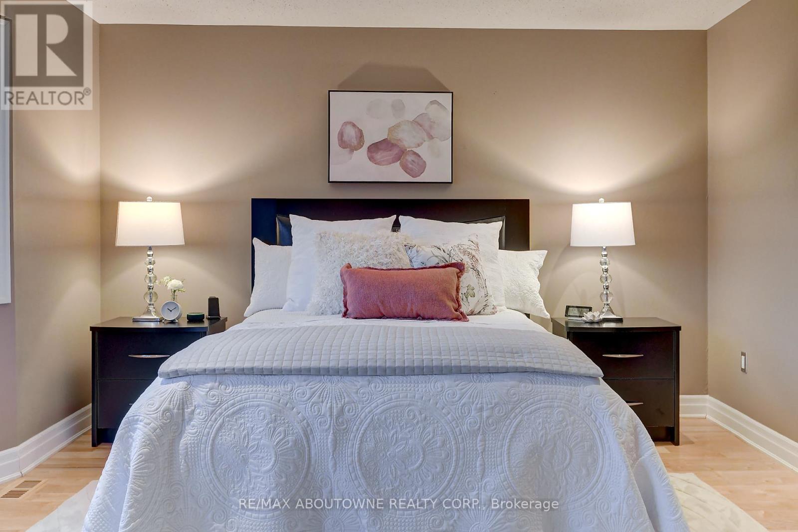 310 Leitch Landing, Milton, Ontario  L9T 7M9 - Photo 26 - W12926544