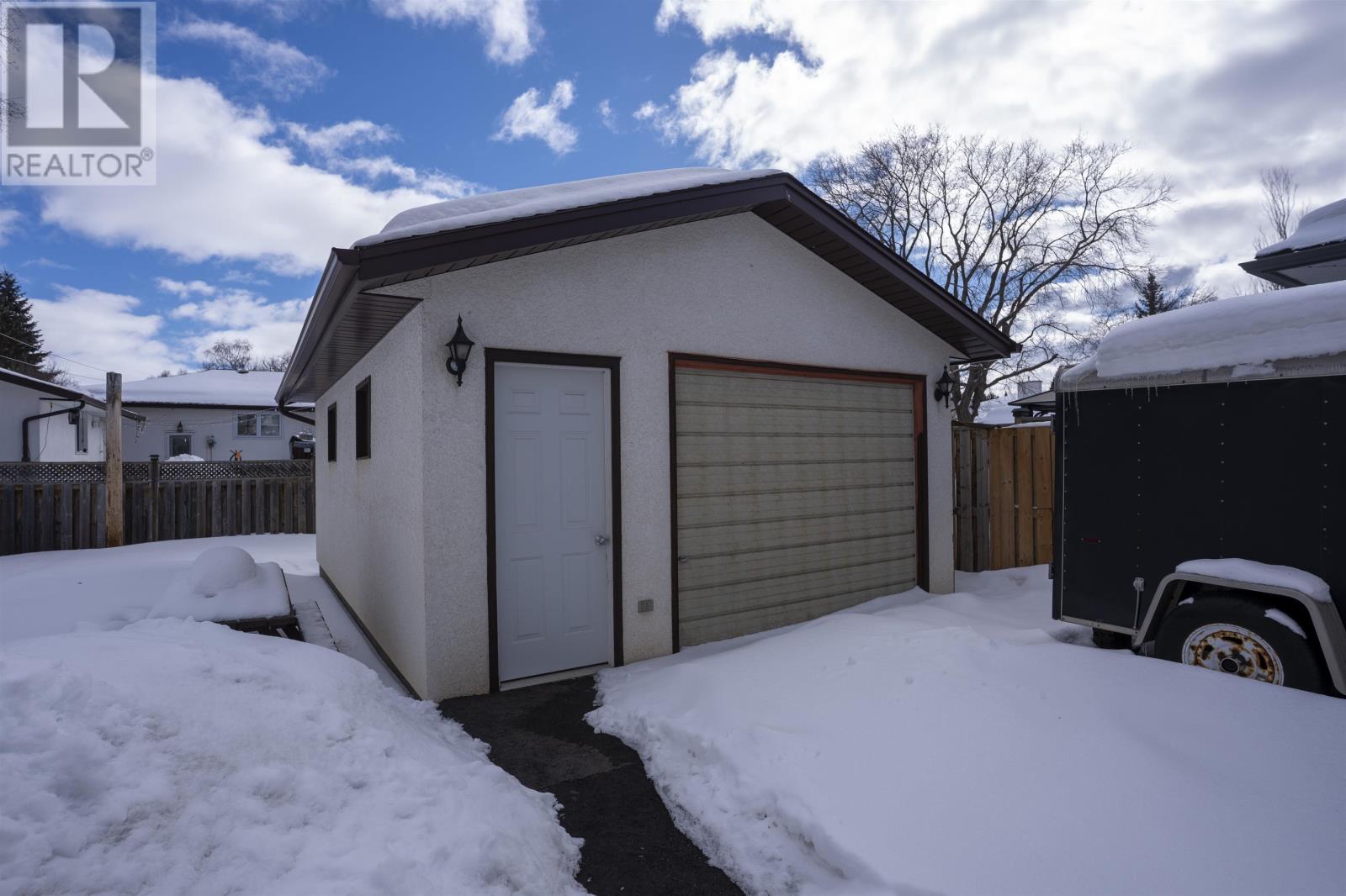 675 Thornloe Dr, Thunder Bay, Ontario  P7C 5L2 - Photo 44 - TB2600557