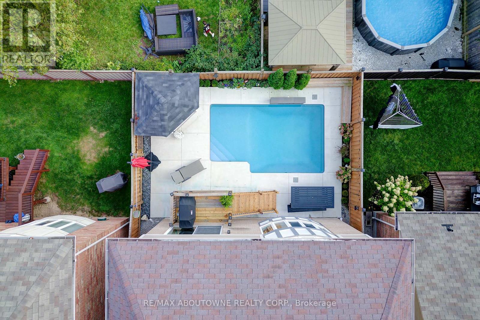 310 Leitch Landing, Milton, Ontario  L9T 7M9 - Photo 42 - W12926544