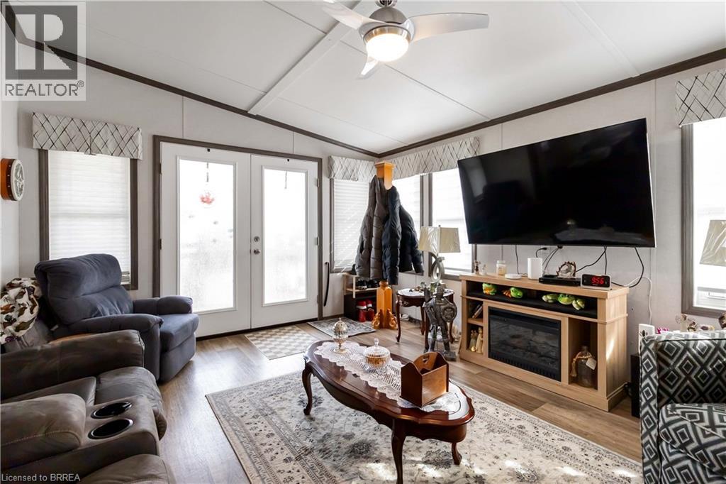 296 West Quarter Townline Road Unit# 11, Harley, Ontario  N0E 1E0 - Photo 5 - 40815075