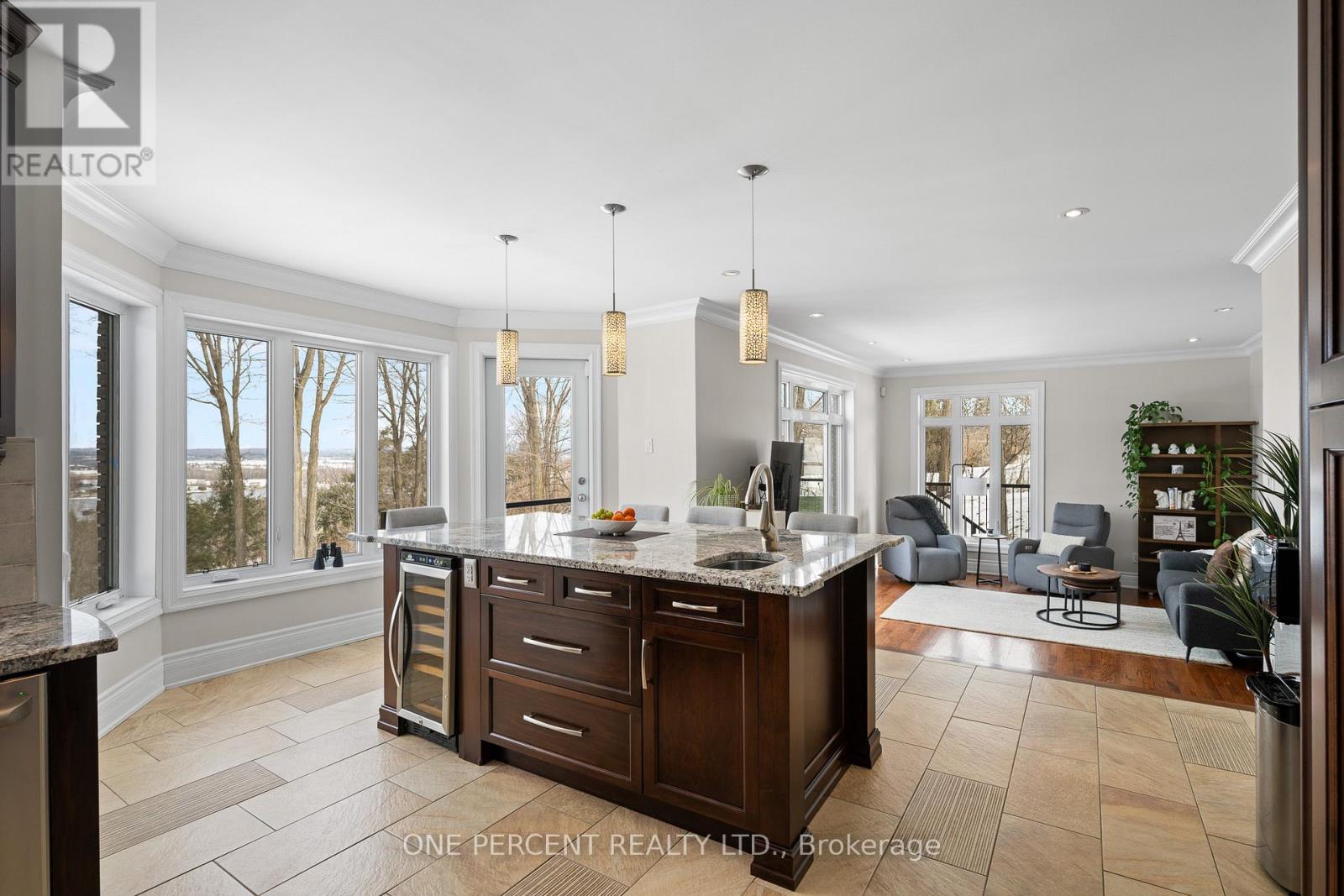 975 Fieldown Street, Ottawa, Ontario  K4C 1B9 - Photo 14 - X12930328