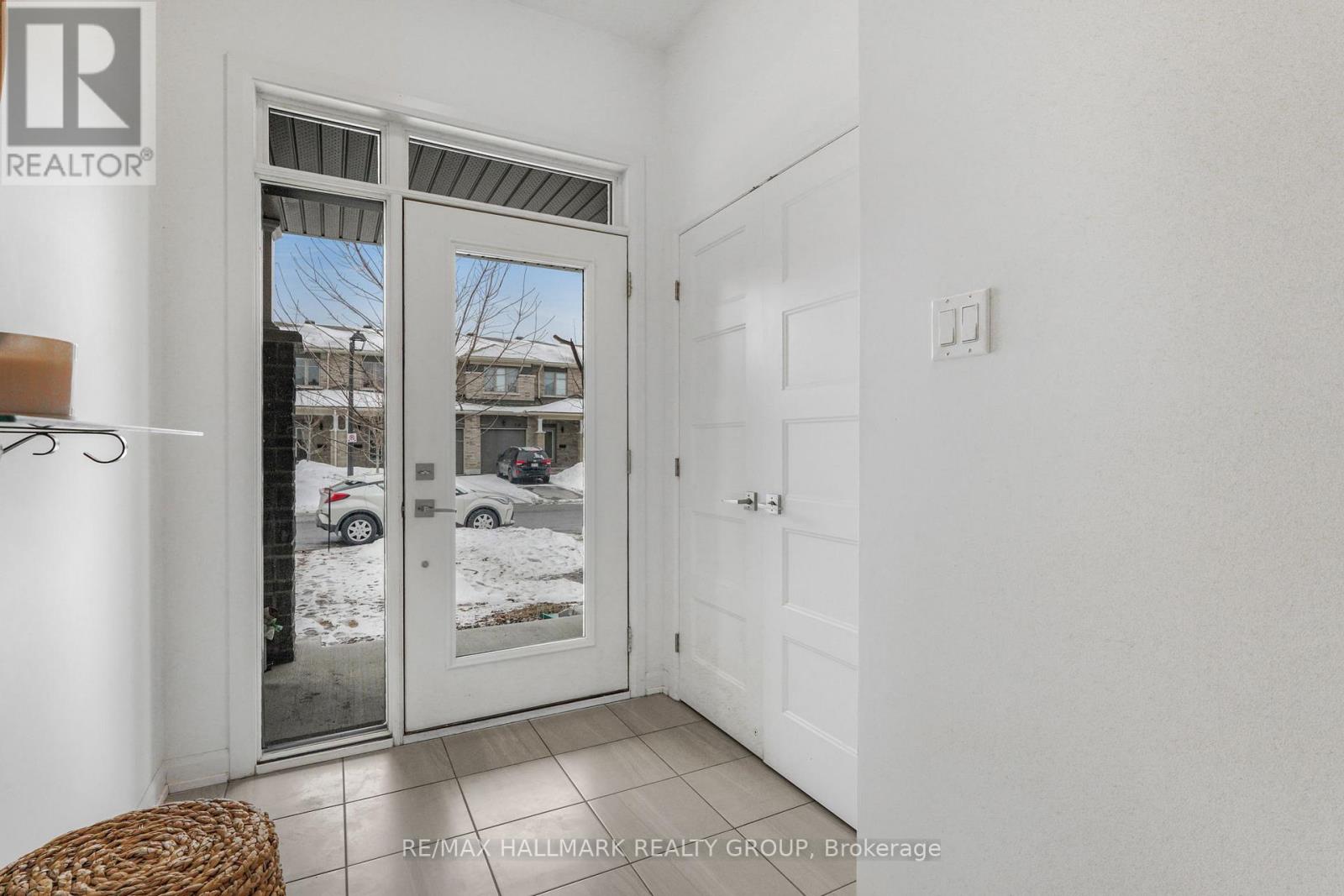 129 Turquoise Street, Clarence-Rockland, Ontario  K4K 0L6 - Photo 4 - X12930330